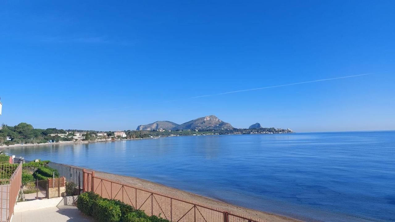 Blue Life, Sea-Luxury Rooms On The Beach Between Palermo And Cefalu' Casteldaccia Dış mekan fotoğraf