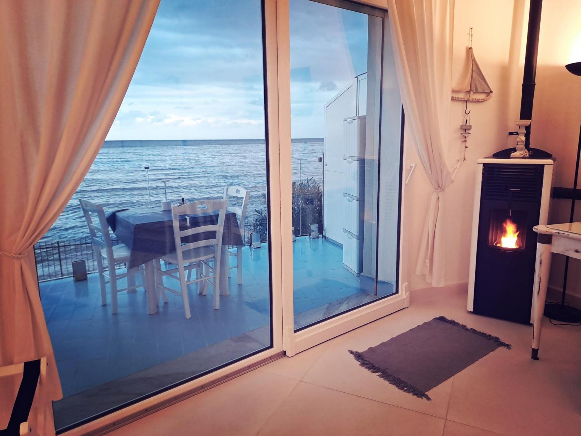Blue Life, Sea-Luxury Rooms On The Beach Between Palermo And Cefalu' Casteldaccia Dış mekan fotoğraf