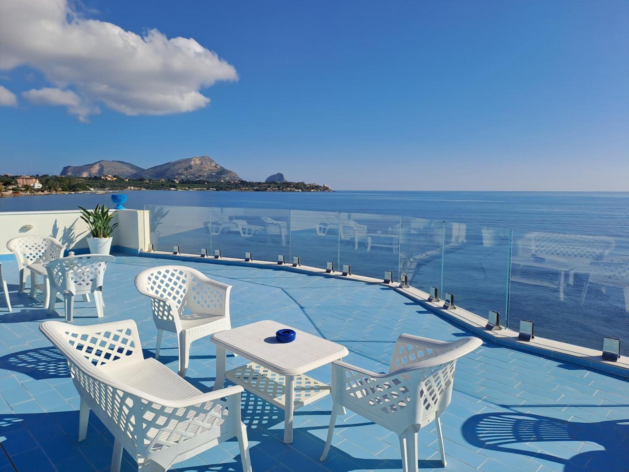 Blue Life, Sea-Luxury Rooms On The Beach Between Palermo And Cefalu' Casteldaccia Dış mekan fotoğraf