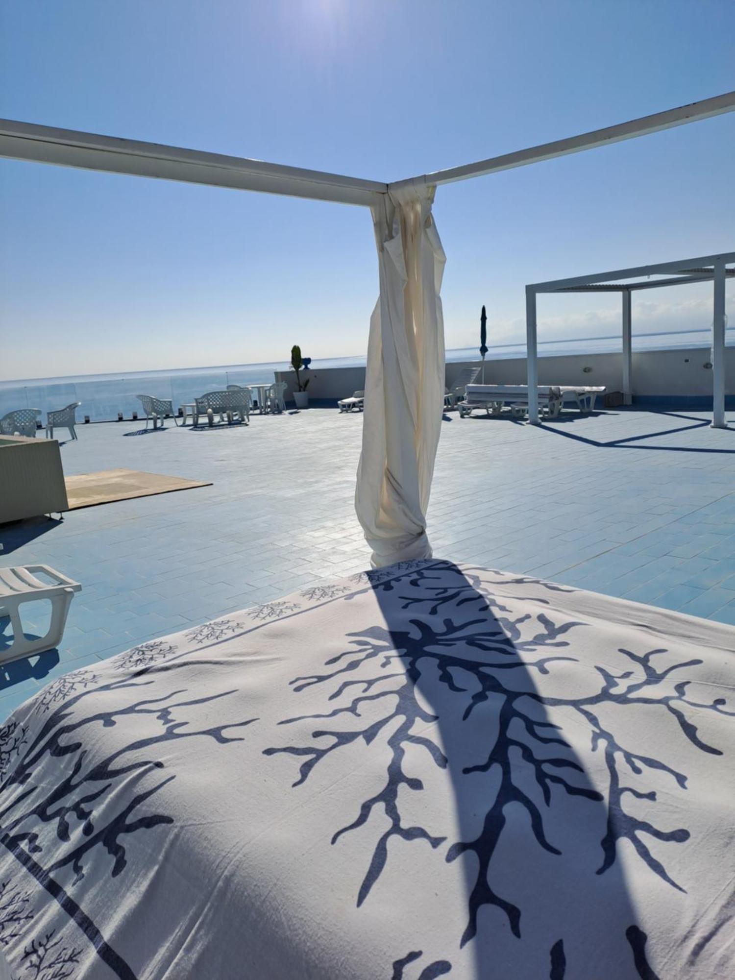Blue Life, Sea-Luxury Rooms On The Beach Between Palermo And Cefalu' Casteldaccia Dış mekan fotoğraf