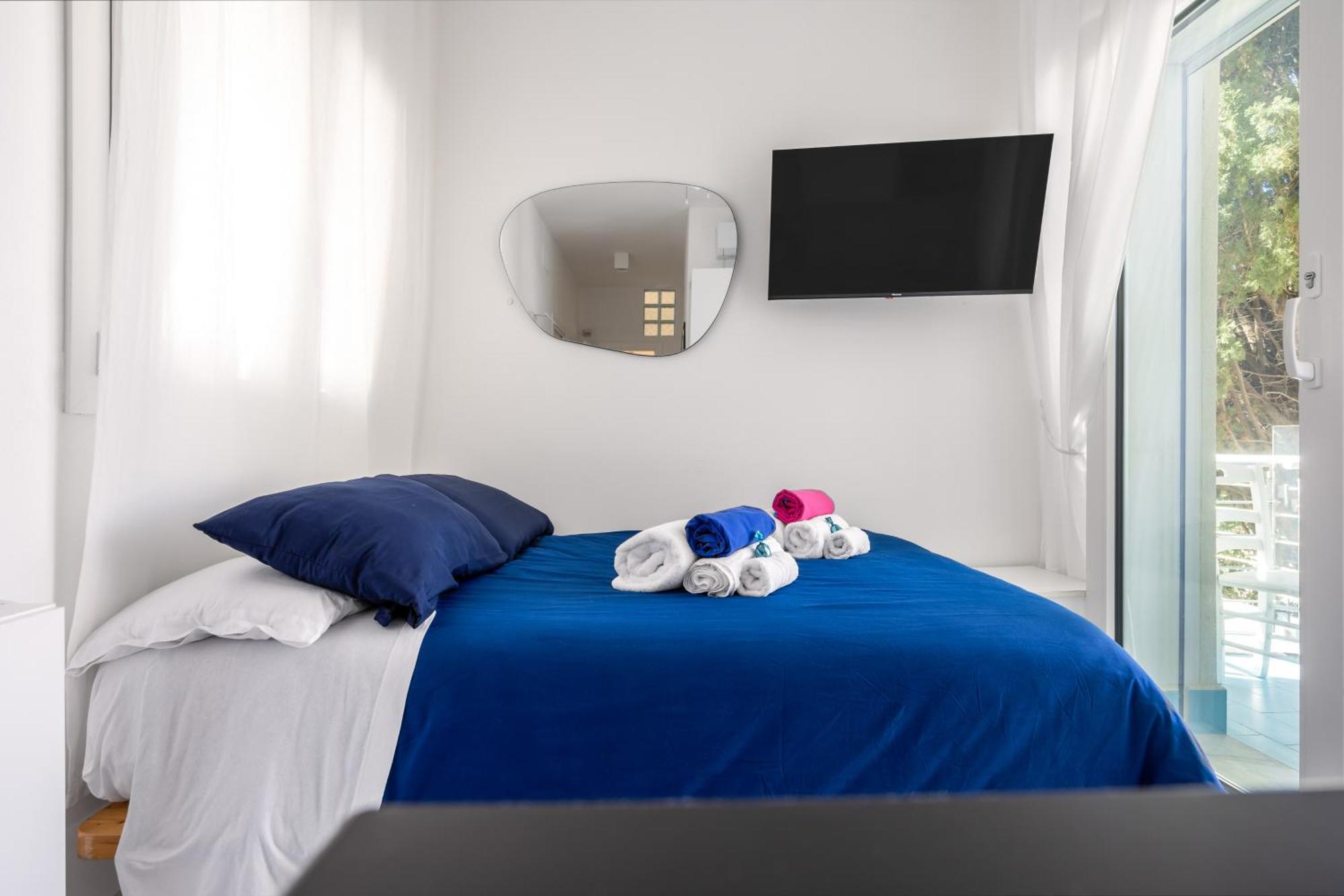 Blue Life, Sea-Luxury Rooms On The Beach Between Palermo And Cefalu' Casteldaccia Oda fotoğraf