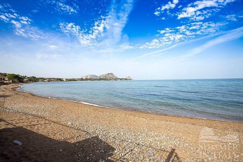 Blue Life, Sea-Luxury Rooms On The Beach Between Palermo And Cefalu' Casteldaccia Dış mekan fotoğraf