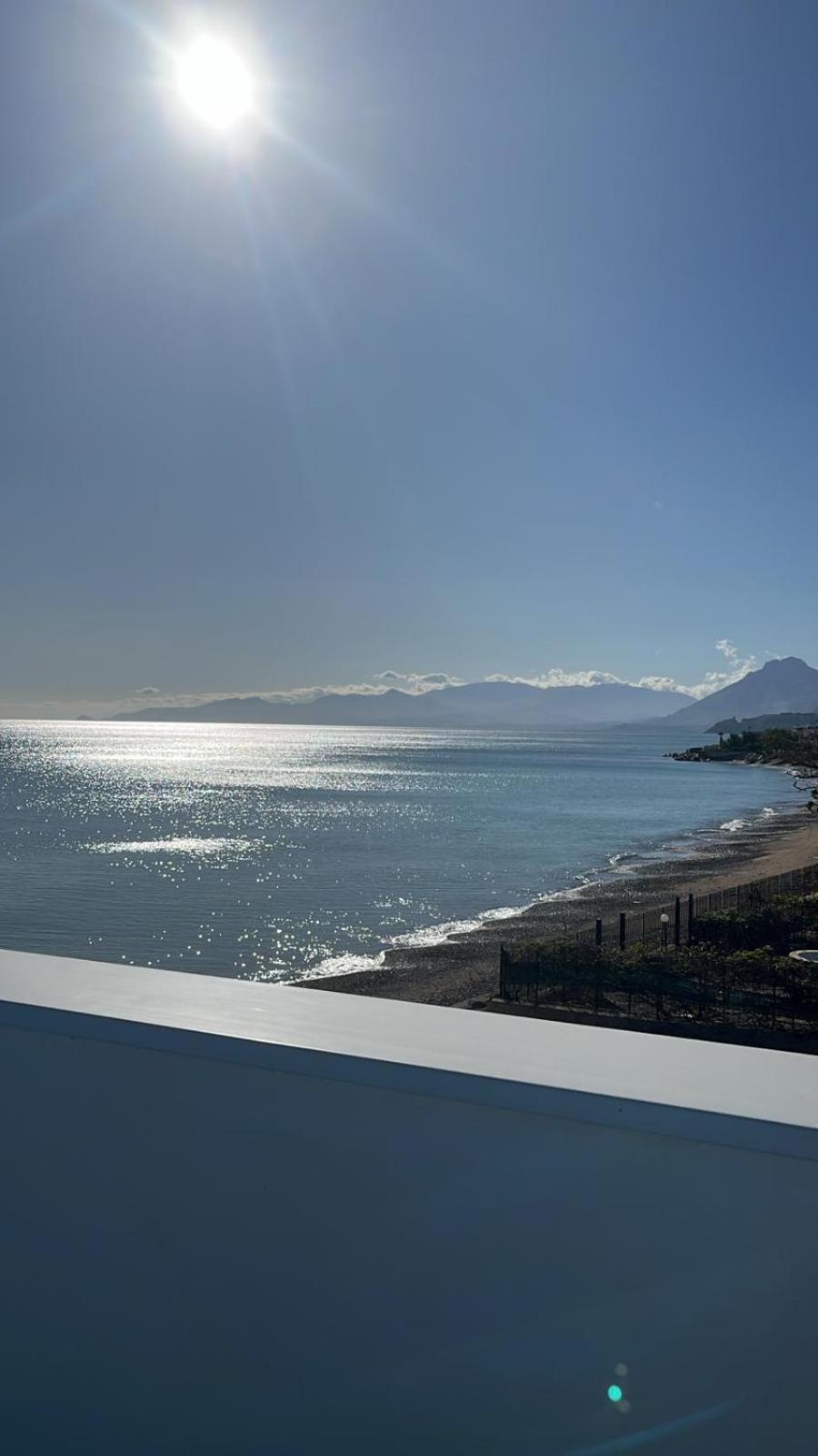 Blue Life, Sea-Luxury Rooms On The Beach Between Palermo And Cefalu' Casteldaccia Dış mekan fotoğraf